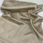 Guess Desen İpeksi Jakar Şal-75896-Vizon