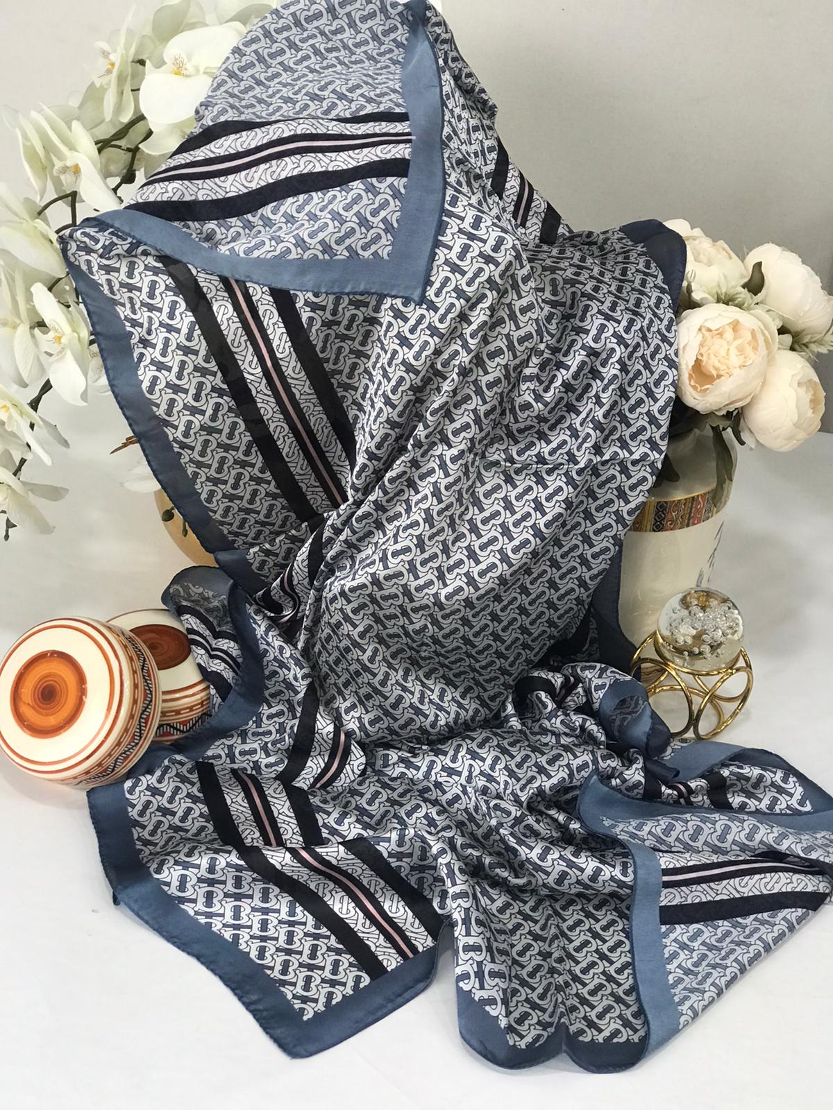 Burberry Çift Taraflı Vual İpek Şal -antrasit