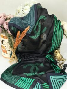 Chanel Çift Taraflı Vual İpek Şal -siyah yeşil