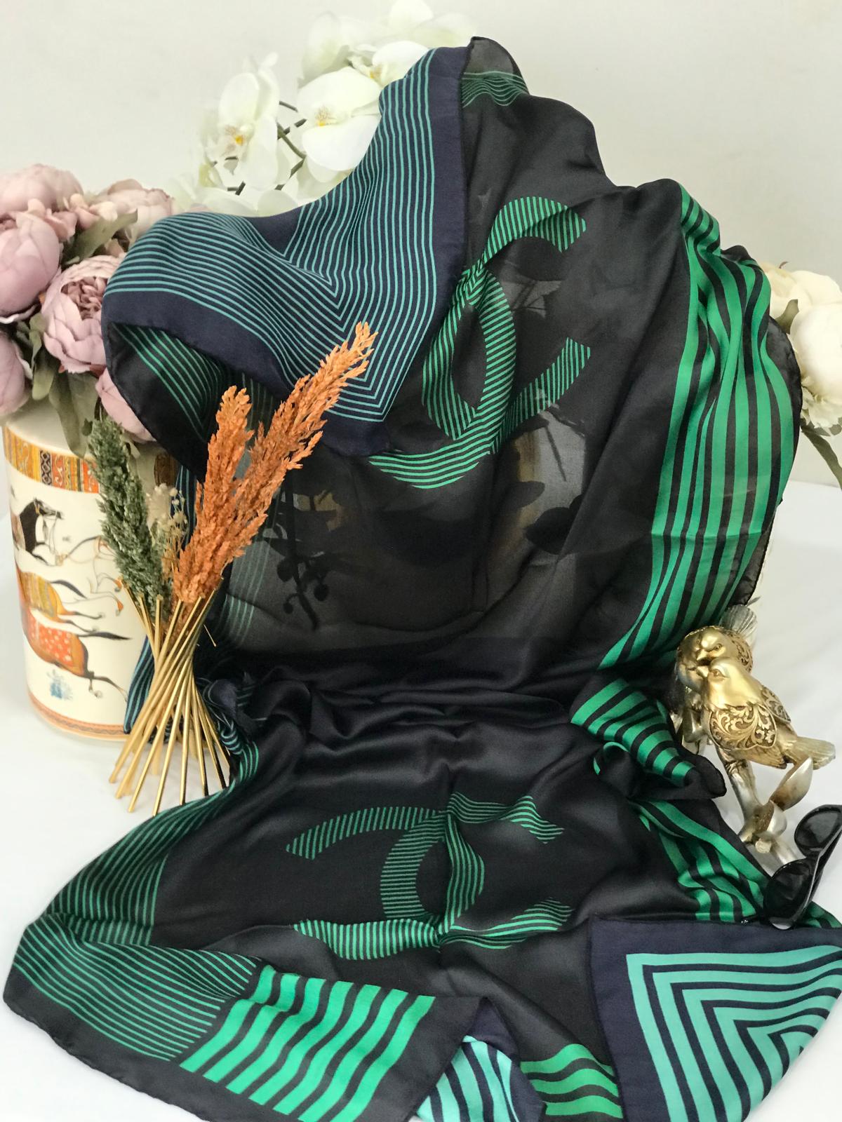 Chanel Çift Taraflı Vual İpek Şal -siyah yeşil