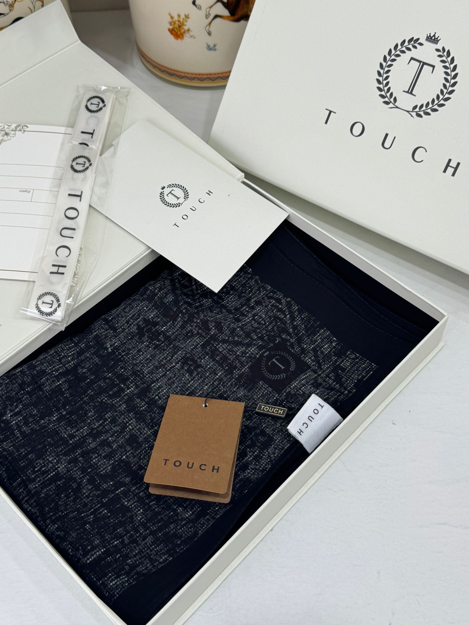 Touch İthal Etnik Desen Pamuk İpek Şal 63457 - Siyah Gri - Görsel 2