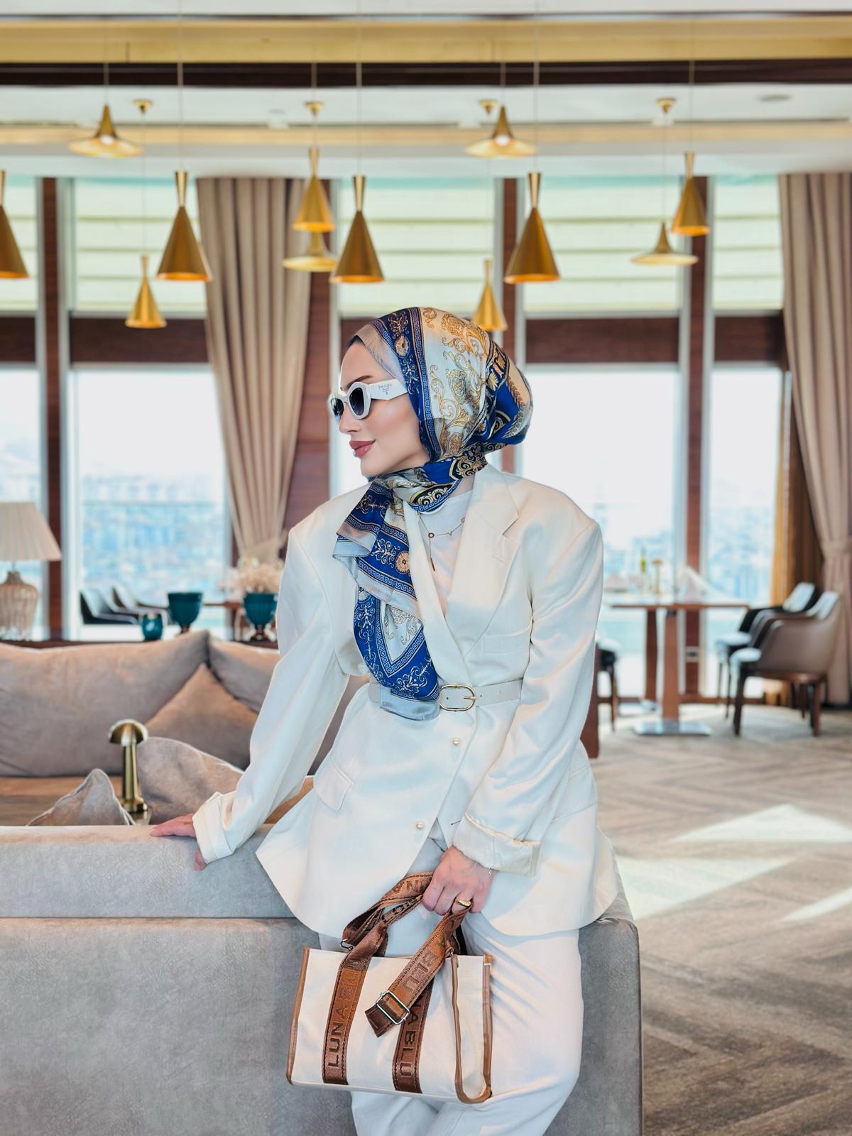 VERSACE İTHAL VUAL %100 İPEK ŞAL -78963 saks/altın - Görsel 2