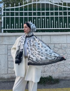 LV Desenli İthal Vual İpek- ekru siyah