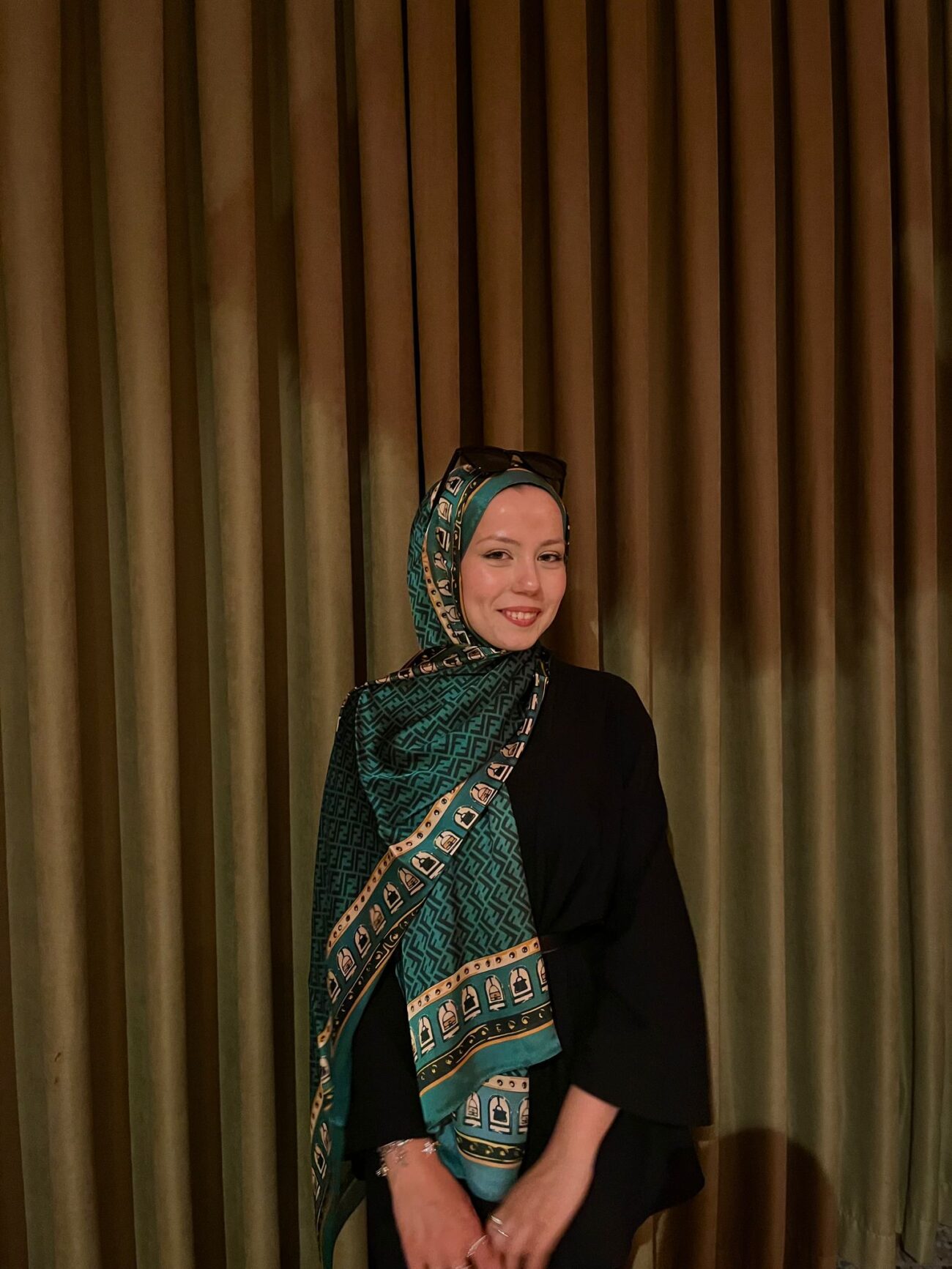 Fendi Çift Taraflı Vual İpek Şal 11143 - Zümrüt - Görsel 3