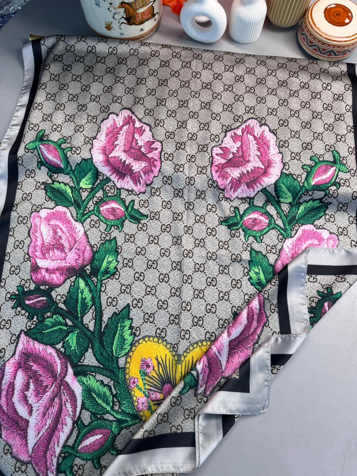 Gucci Twill İpek Şal - Gri - Görsel 2