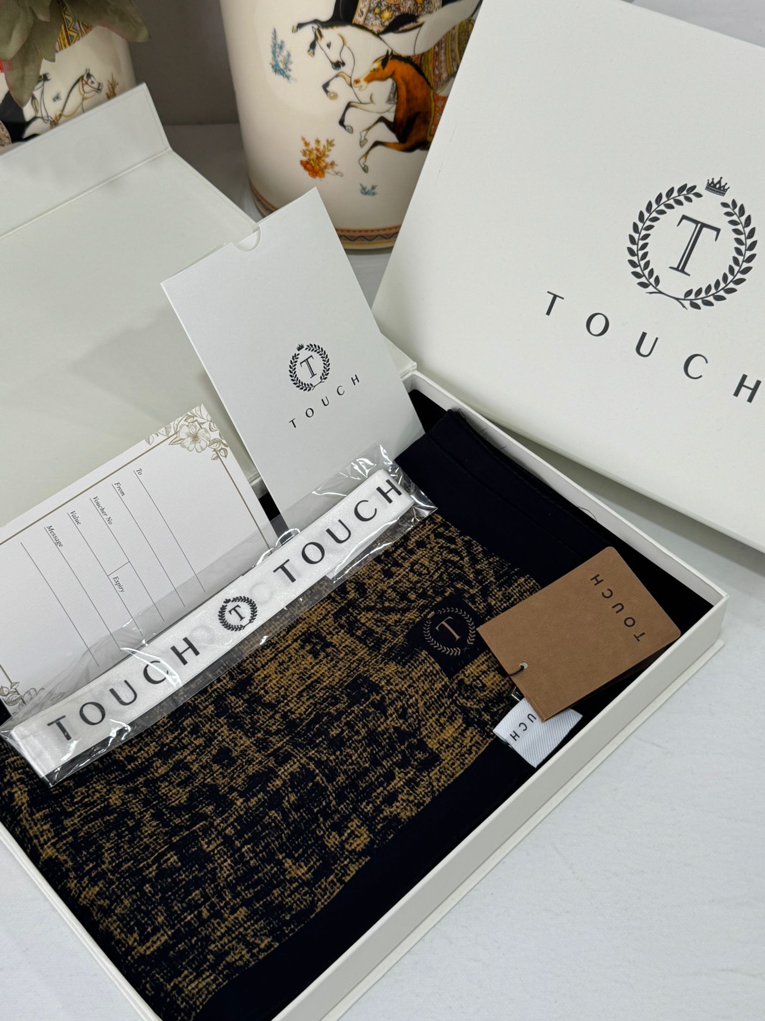 Touch İthal Etnik Desen Pamuk İpek Şal 63457 - Gold Siyah - Görsel 2