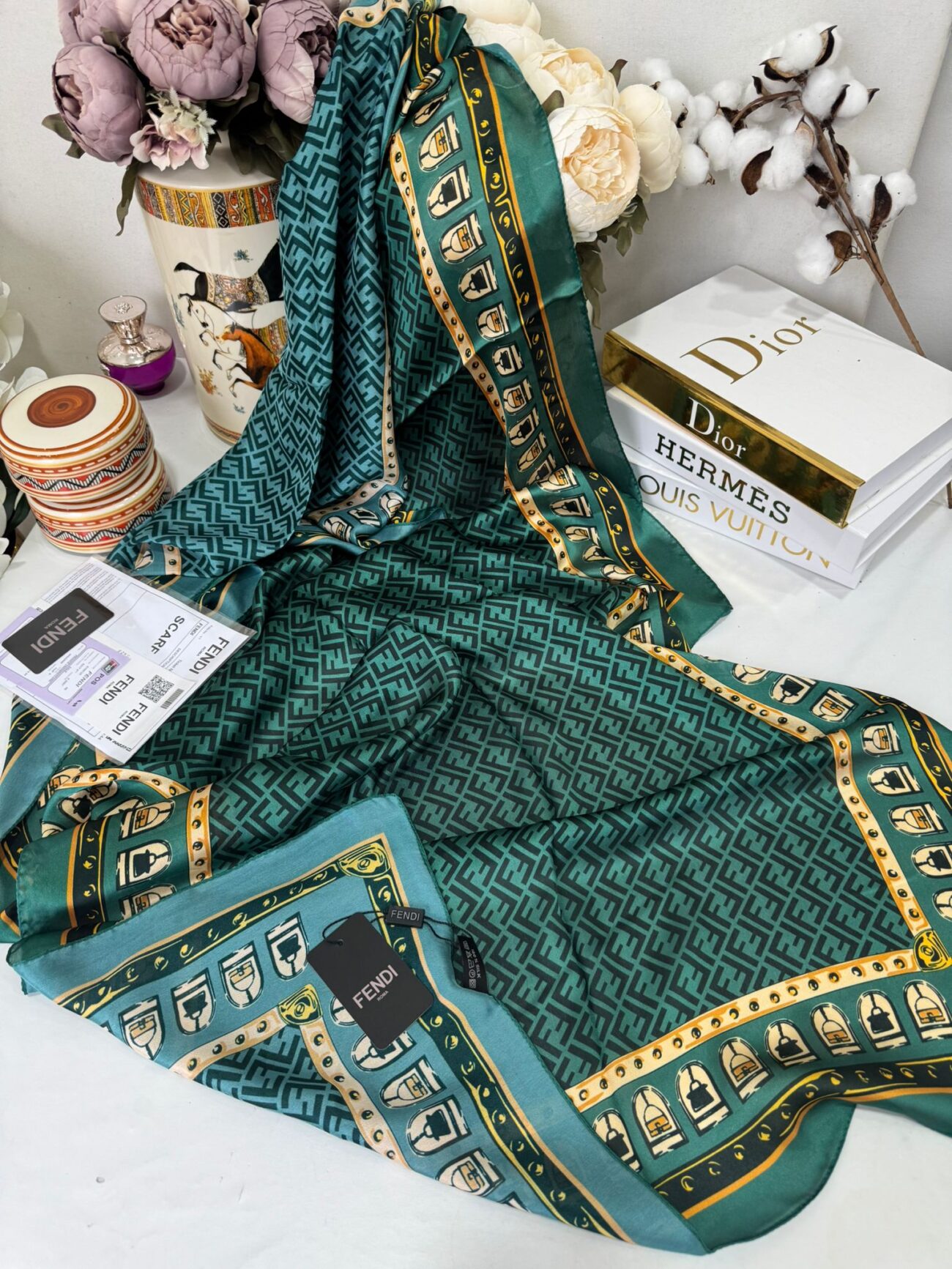 Fendi Çift Taraflı Vual İpek Şal 11143 - Zümrüt - Görsel 4