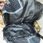 Chanel Çift Taraflı Vual İpek Şal -füme