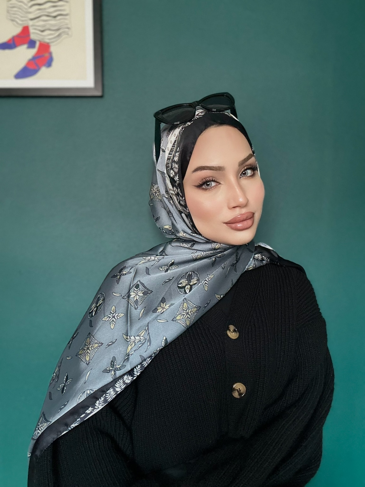 LV Desenli İthal Vual İpek-Füme - Görsel 3