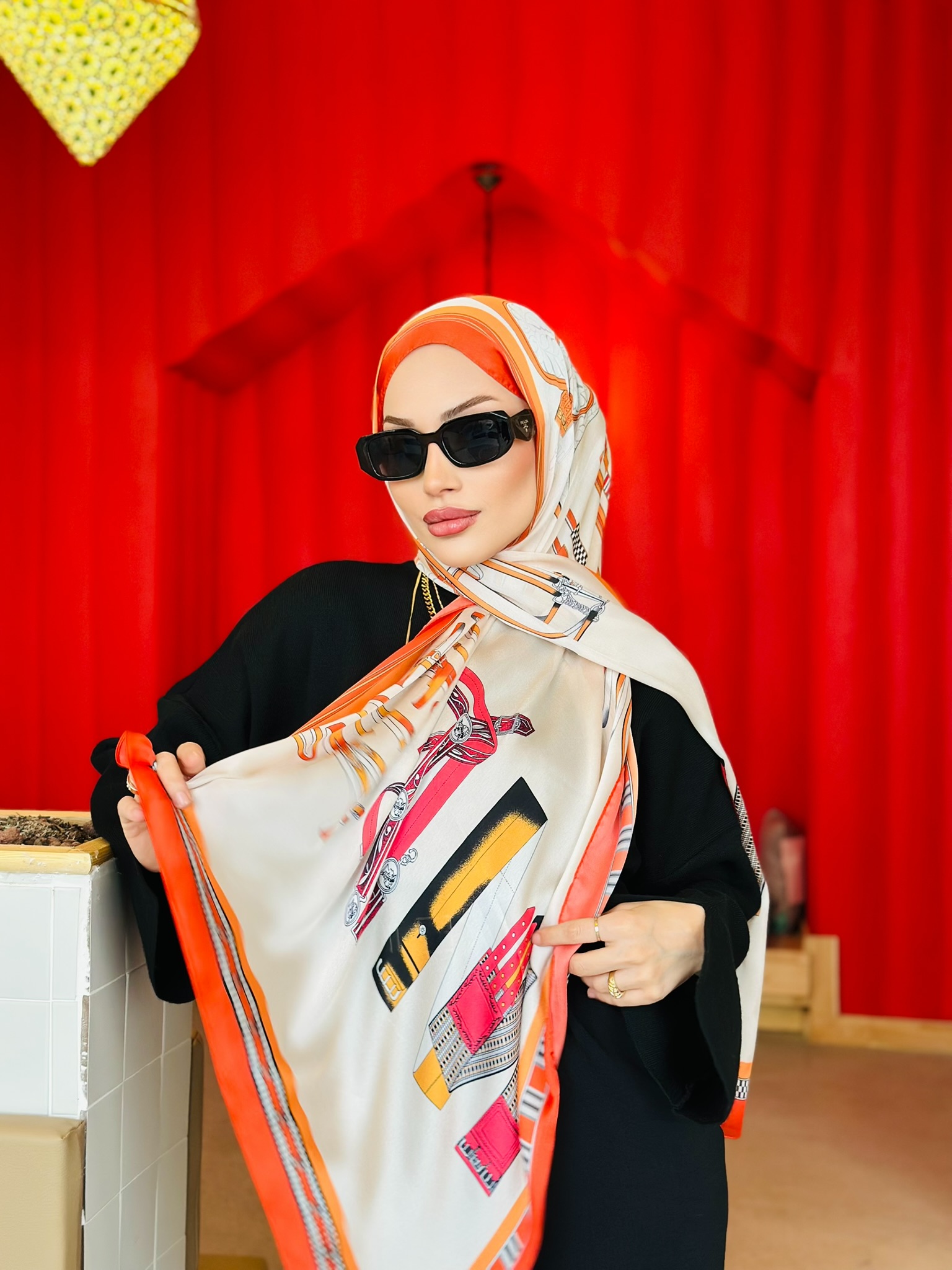 Hermes  İthal Çifttaraflı Vual İpek şal-19050 Ekru Turuncu