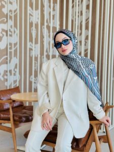 Burberry Çift Taraflı İthal Vual İpel Şal 78631 -  Buz Mavisi - Siyah