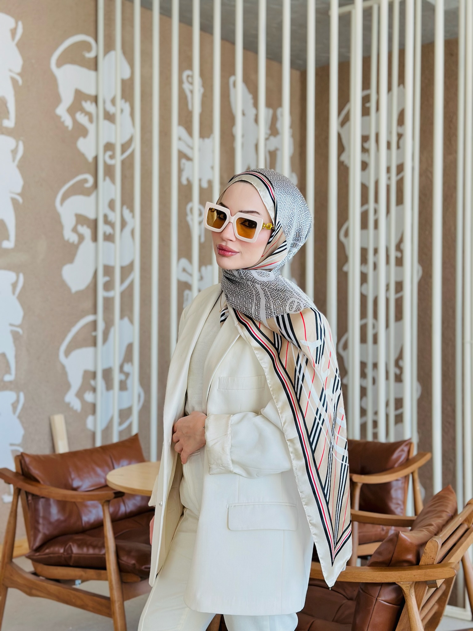 Burberry Çift Taraflı İthal Vual İpel Şal 78631 - Bej-Gold - Görsel 3