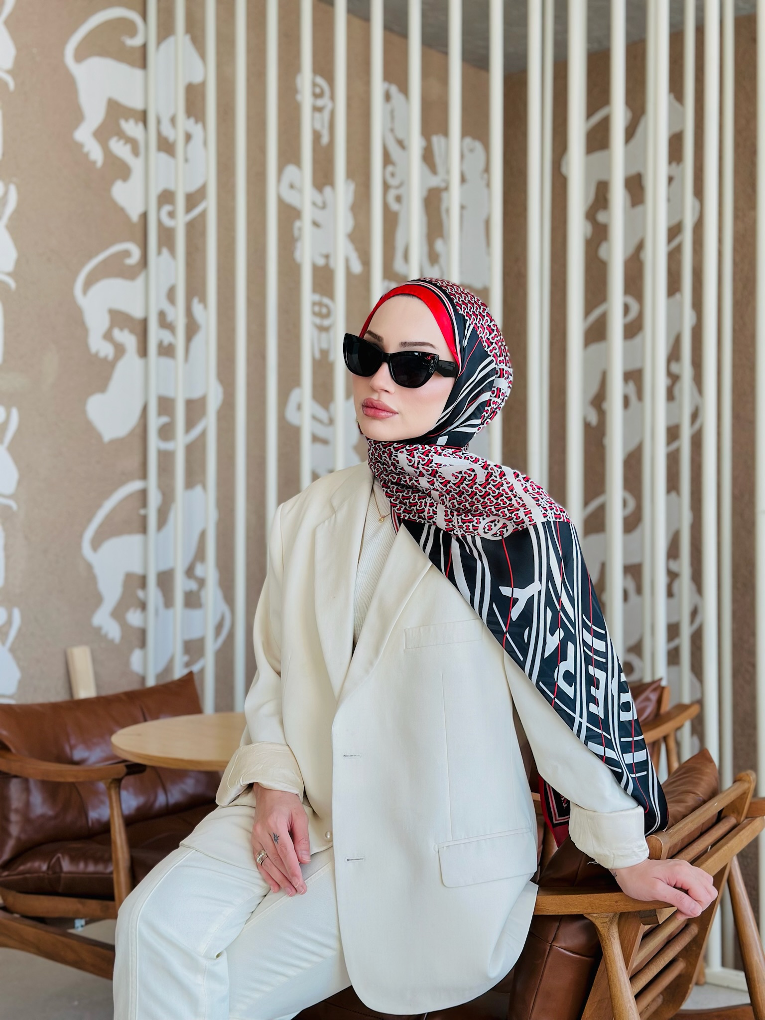 Burberry Çift Taraflı İthal Vual İpel Şal 78631 -  Bordo -Siyah - Görsel 2