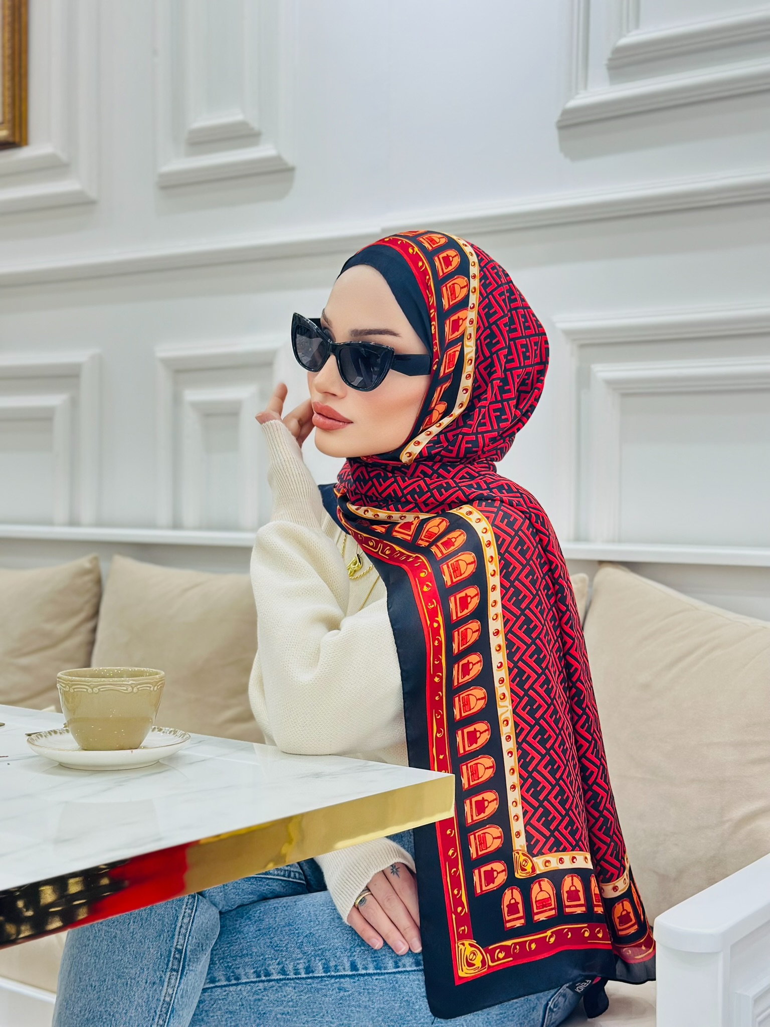 Fendi Çift Taraflı Vual İpek Şal 11143 - Bordo-Siyah - Görsel 3