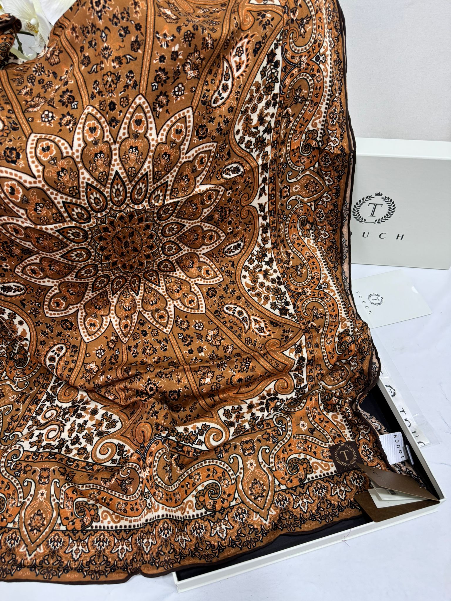 Touch İthal Etnik Desen Yün İpek Şal 34330 - Kahve Ekru - Görsel 2