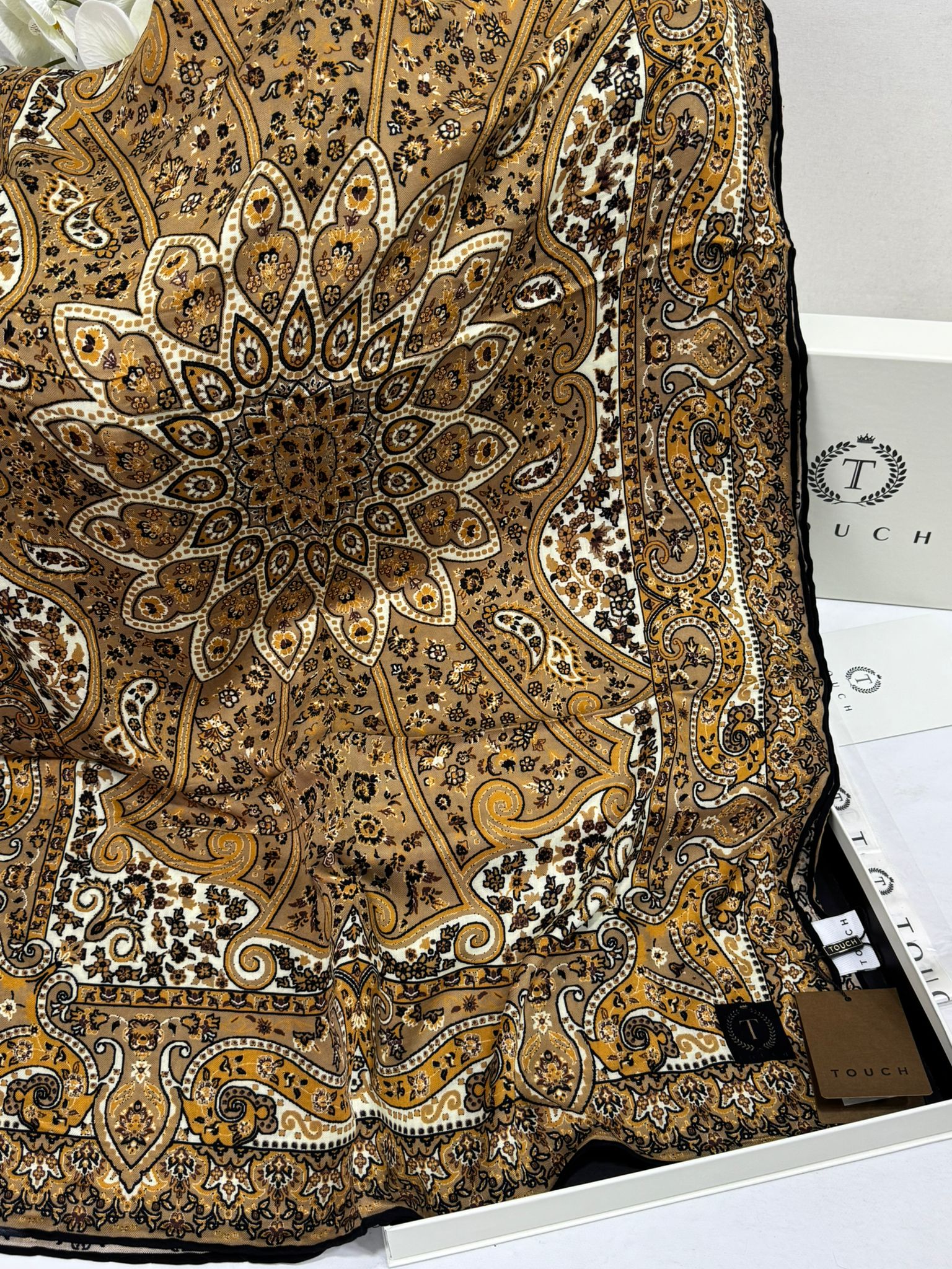 Touch İthal Etnik Desen Yün İpek Şal 34330 - Kahve - Görsel 2