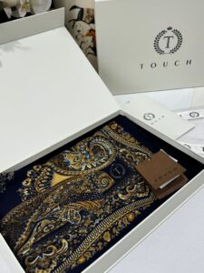Touch İthal Etnik Desen Yün İpek Şal 34220 - Gold Lacivert