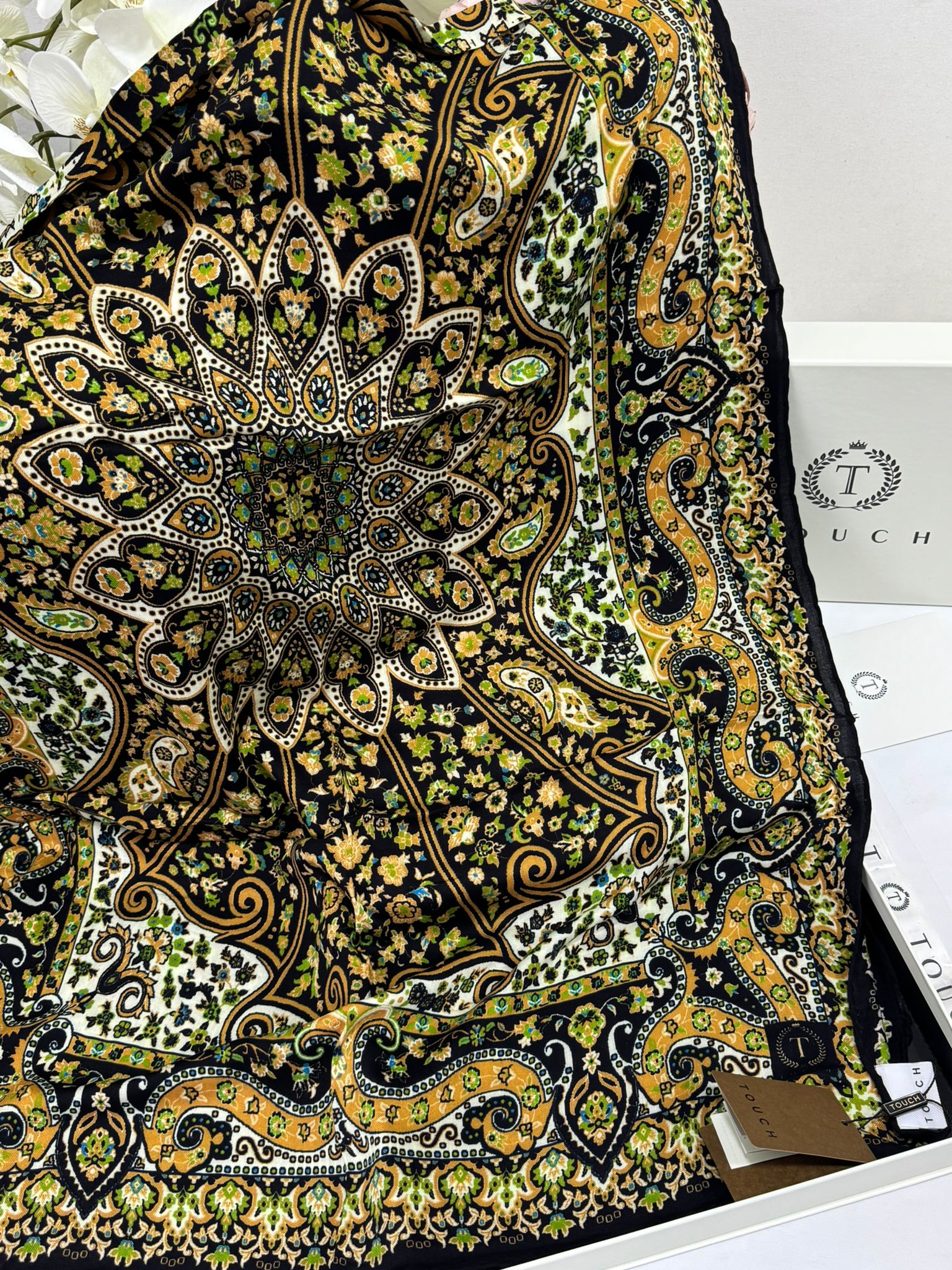 Touch İthal Etnik Desen Yün İpek Şal 34330 - Siyah Yeşil - Görsel 2