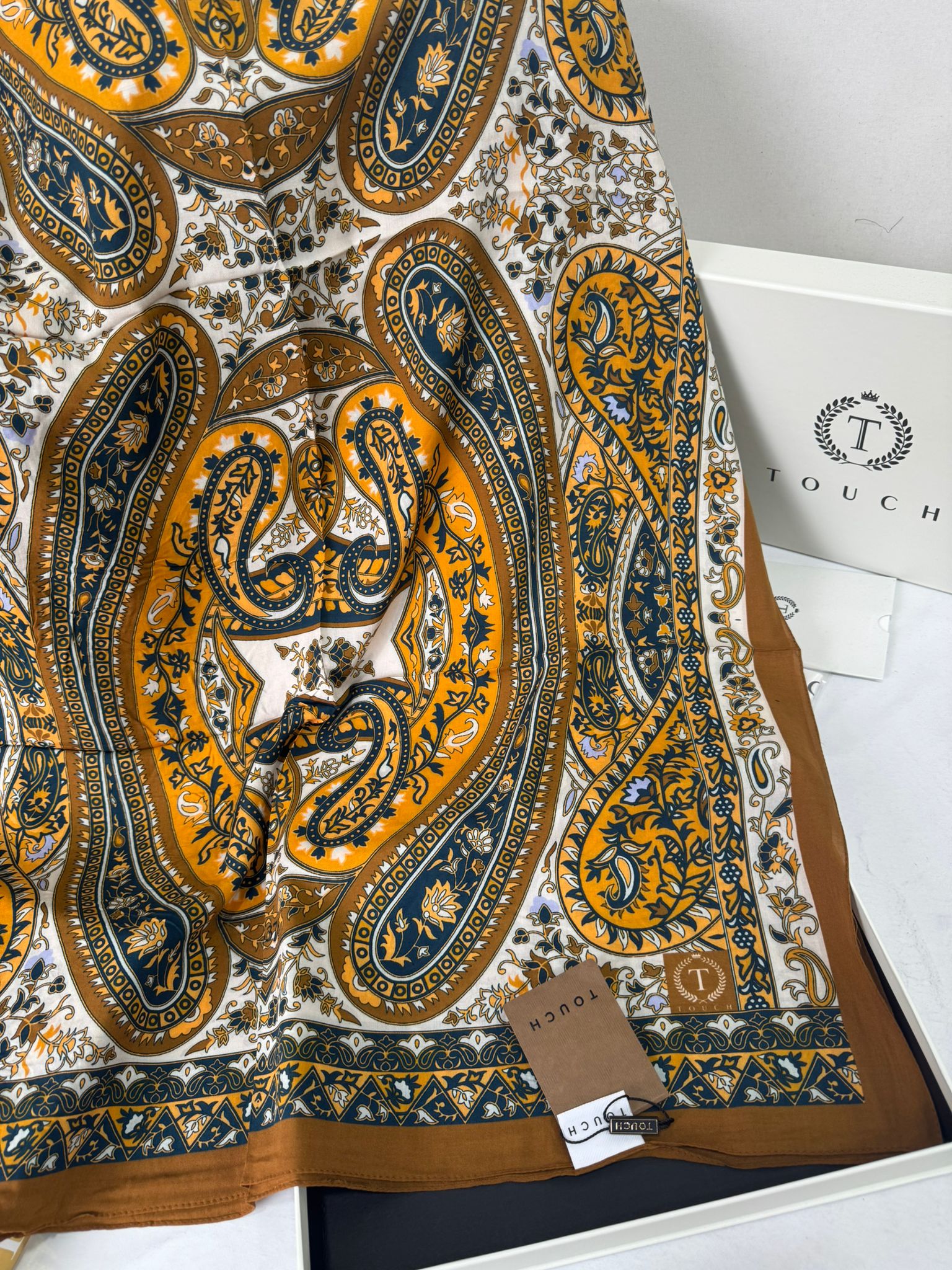 Touch İthal Etnik Desen Pamuk İpek Şal- 35440 - Kahve Ekru - Görsel 2