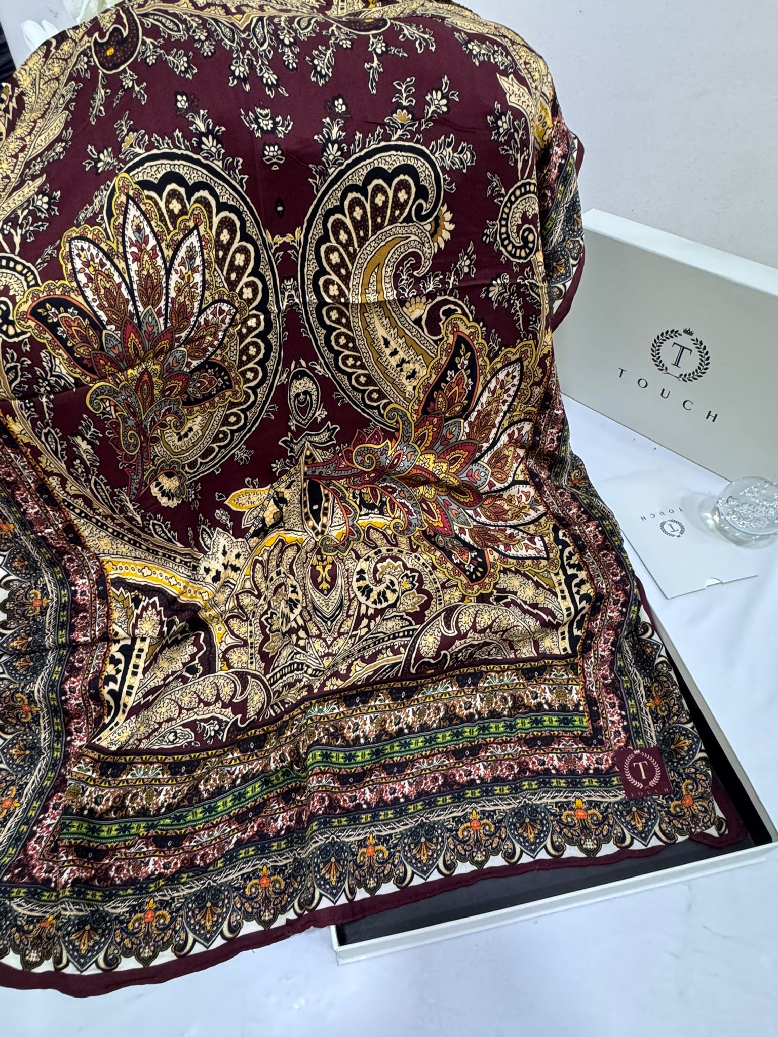 Touch İthal Etnik Desen Yün İpek Şal- 20450 - Bordo Gold - Görsel 2