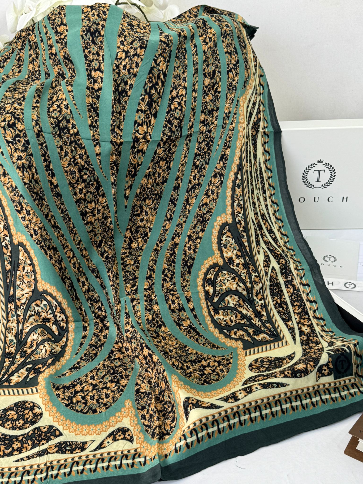 Touch İthal Etnik Desen Yün İpek Şal- 34660 - Su yeşili - Görsel 2