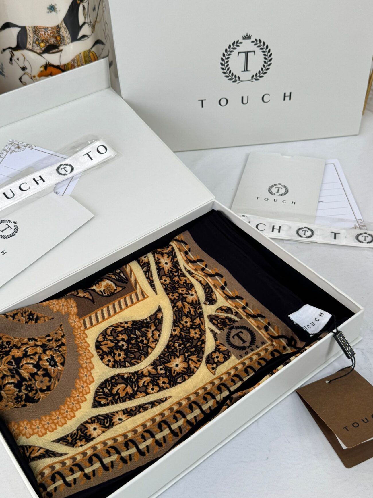 Touch İthal Etnik Desen Yün İpek Şal- 34660 - Siyah-kahve