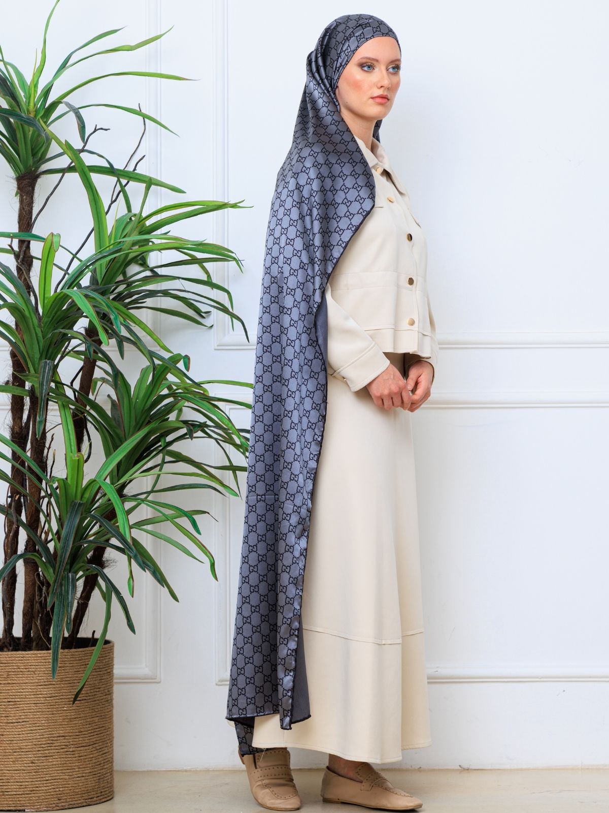 İthal Çifttaraflı Gucci İnci Vual İpek Şal-50140-Gri - Görsel 4