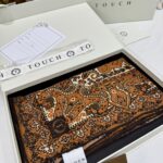 Touch İthal Etnik Desen Yün İpek Şal 34330 - Kahve Ekru