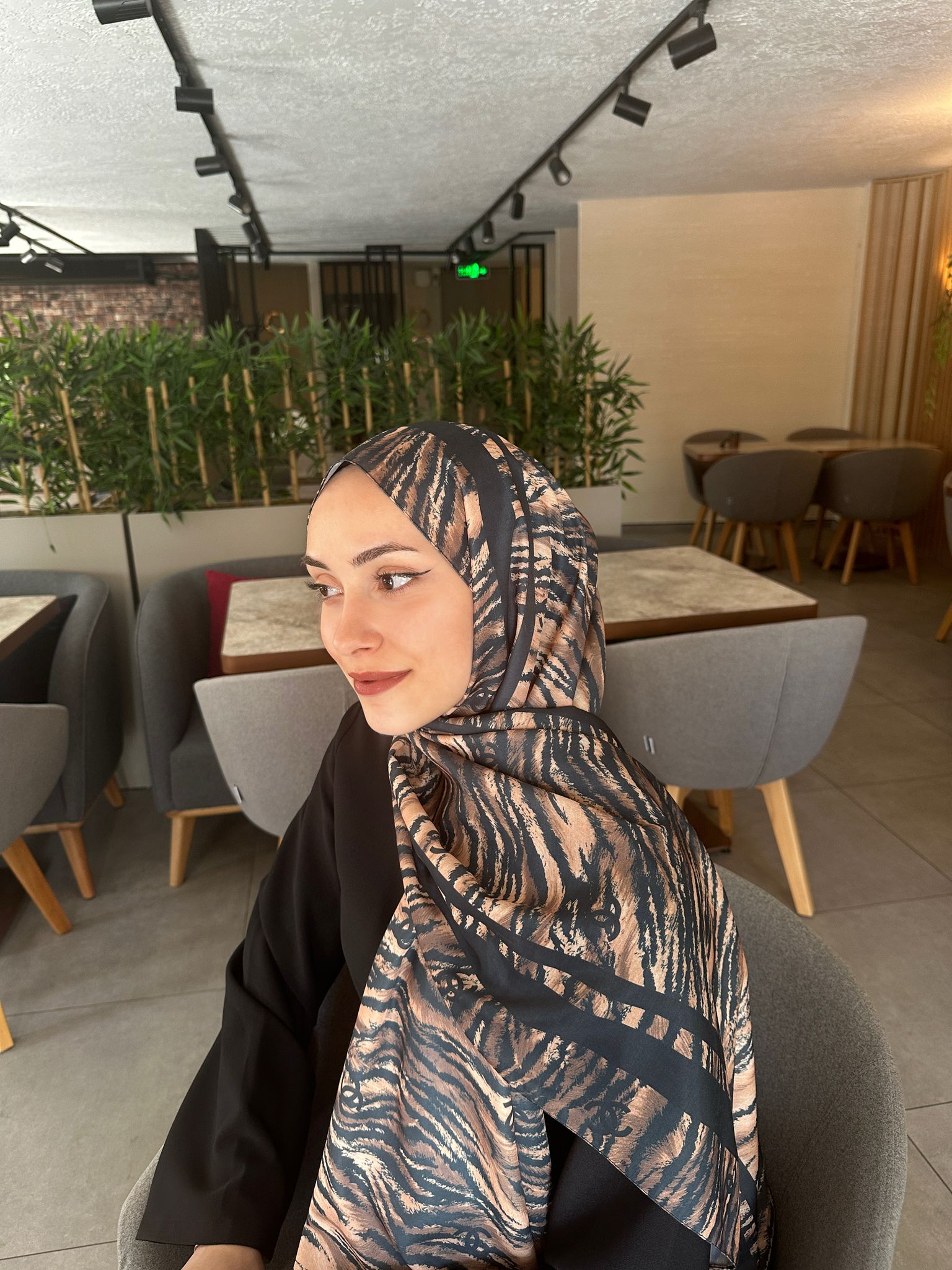 Chanel Çizgili Leopar Pamuk Soft Şal 54120 - Siyah