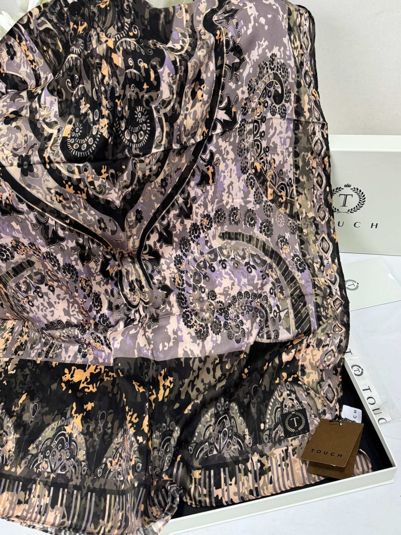 Touch İthal Etnik Desen Yün İpek Şal-  34550 - Asker Yeşili - Görsel 2