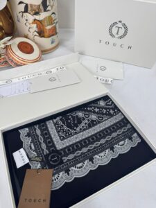 Touch İthal Etnik Desen Pamuk İpek Şal 63460- Siyah