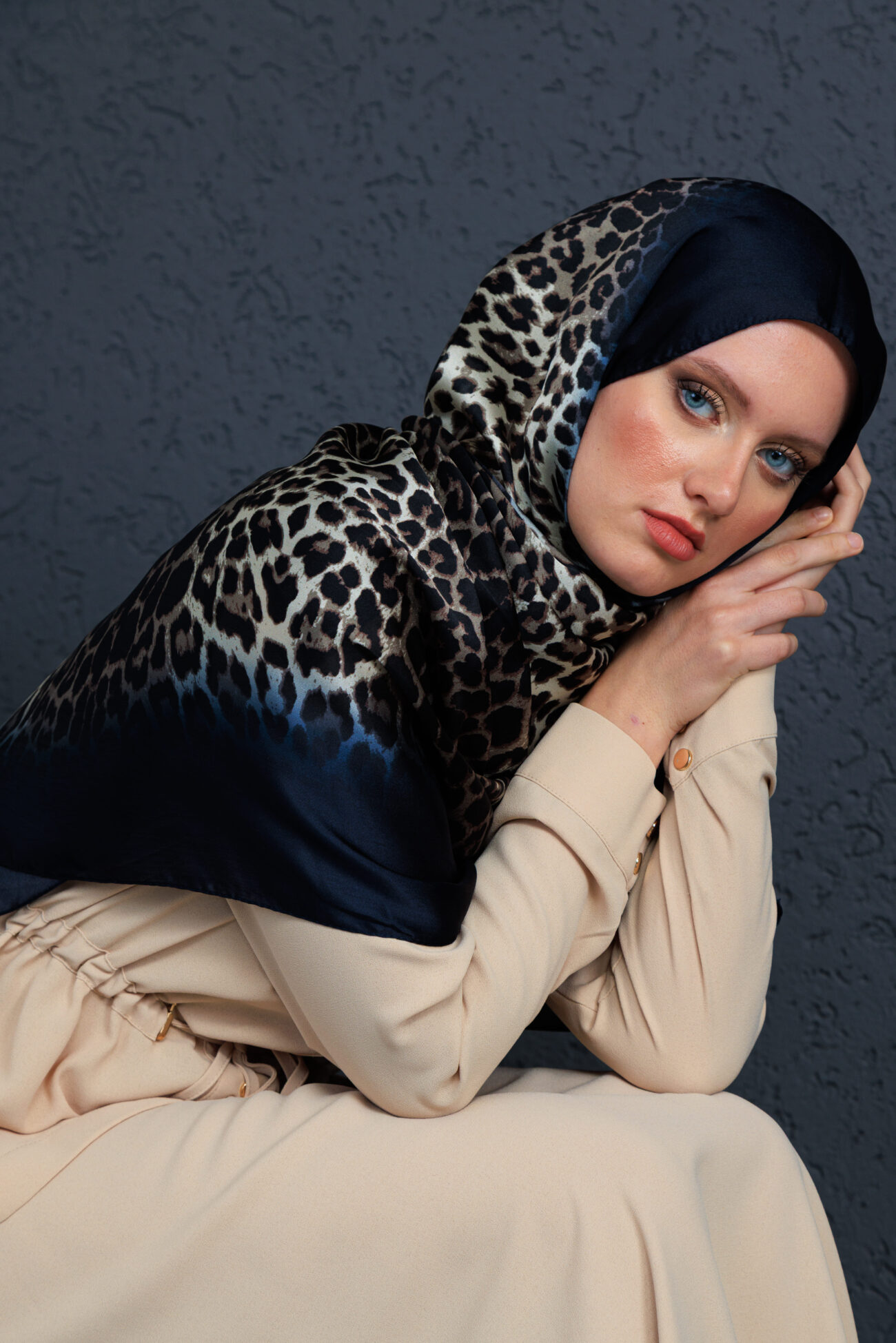 Touch İthal Leopar Vual İpek Şal - 998890 - Lacivert