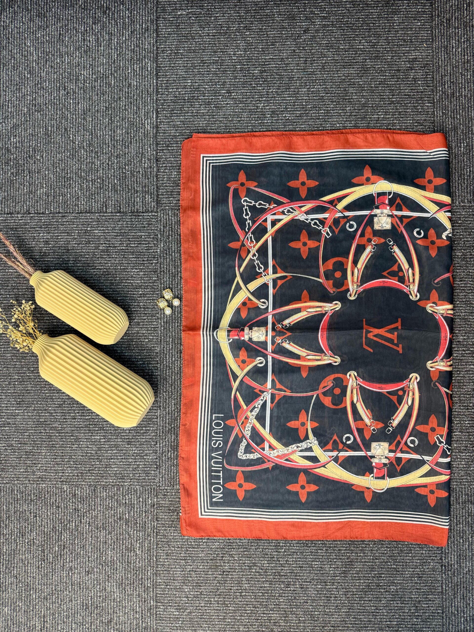 Lv Kemer Desen Pamuk Soft Şal 31230 - Siyah-Bordo - Görsel 4