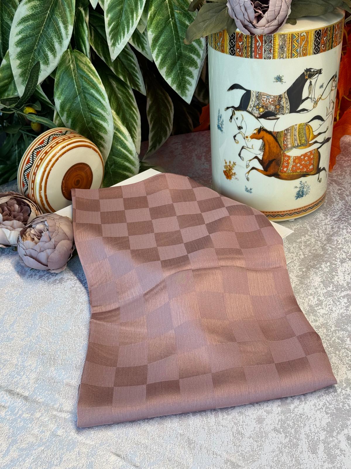 Dama Desen Jakar Şal - Çikolata