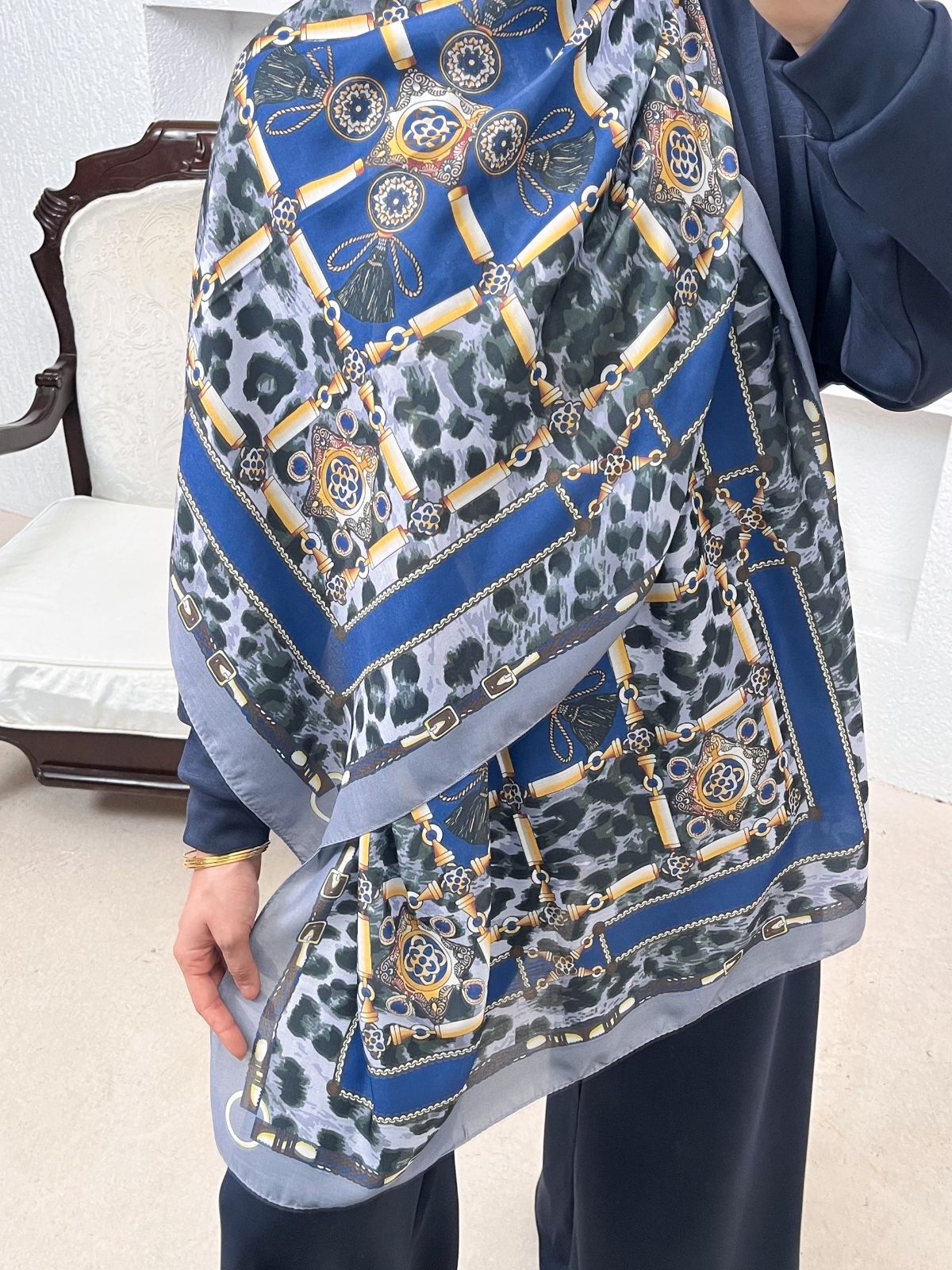 Hermes Leopar Pamuk Soft Şal 65329 - Gece Mavisi - Görsel 3