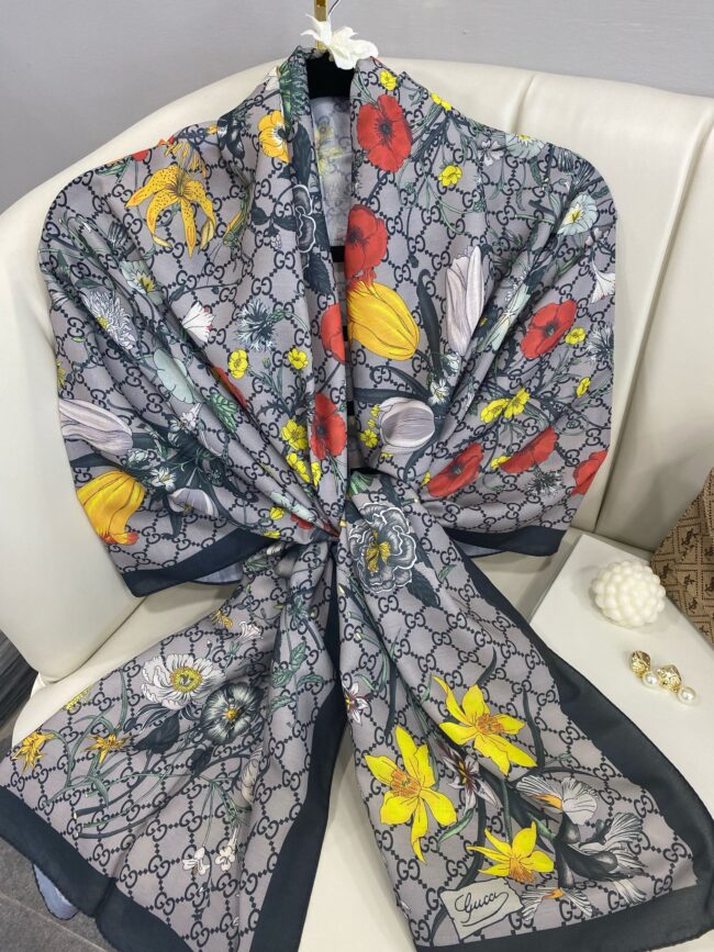 Gucci Çiçek Desen Pamuk Soft Şal 65355 - Gri/Siyah