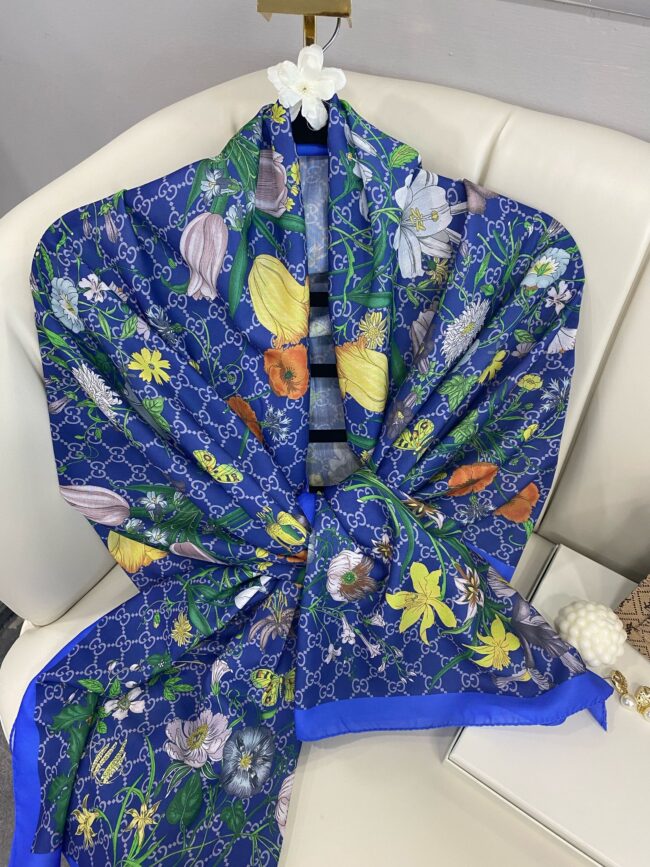 Gucci Çiçek Desen Pamuk Soft Şal 65355 - Parlament Mavi