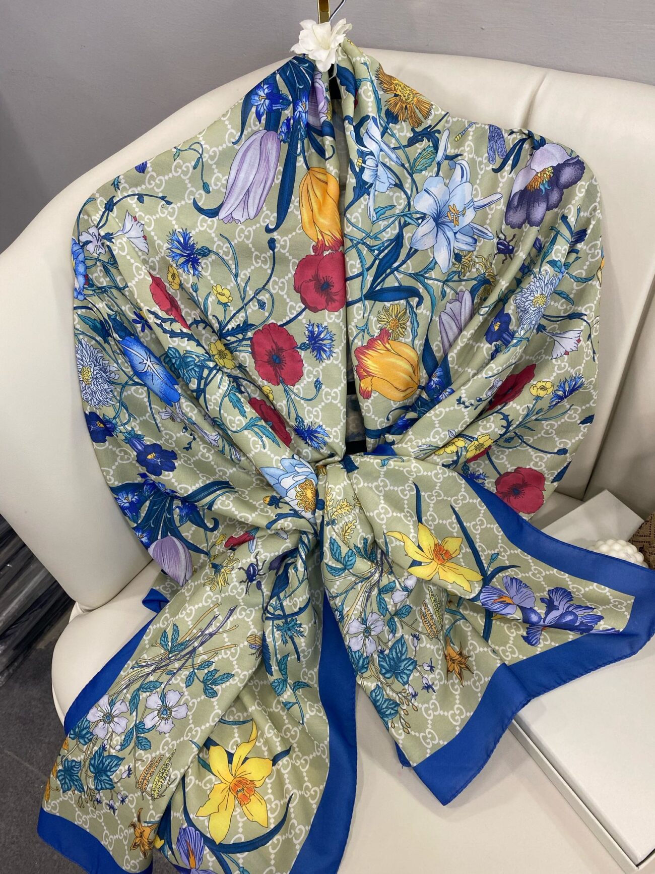 Gucci Çiçek Desen Pamuk Soft Şal 65355 - Bej/Mavi