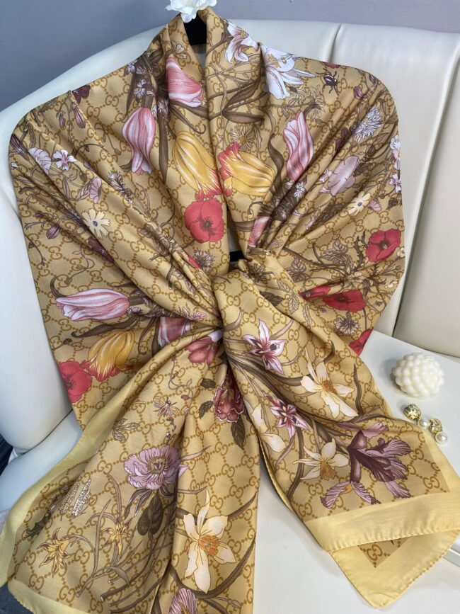 Gucci Çiçek Desen Pamuk Soft Şal 65355 - gold