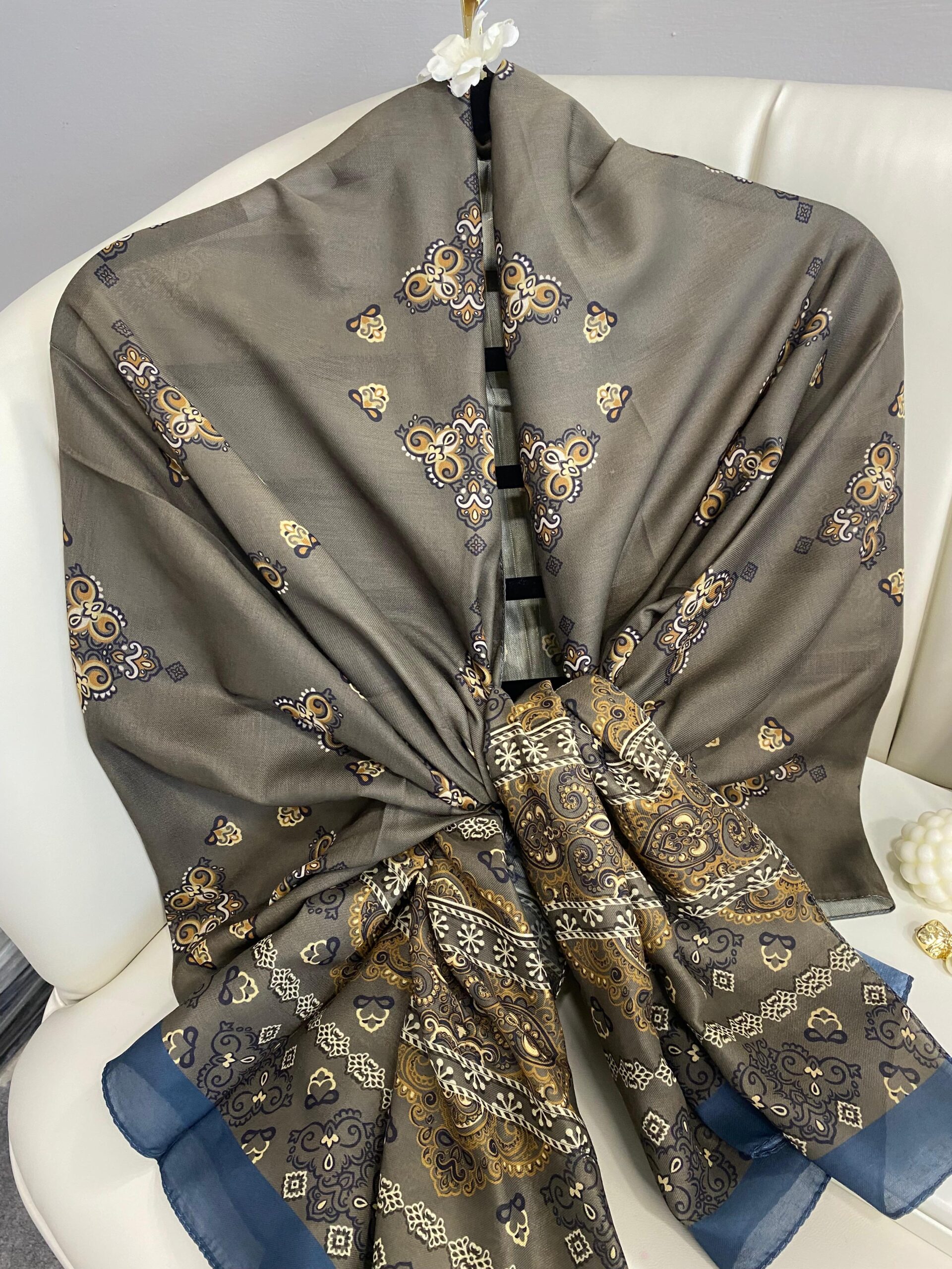 Kupa Desenli Pamuk İpek Şal - 797730 - Haki-Petrol