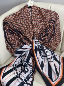 Burberry Monogram Pamuk Soft Şal 64303 - Siyah-Camel