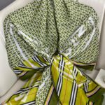 Burberry Monogram Pamuk Soft Şal 64303 - Yağ yeşili