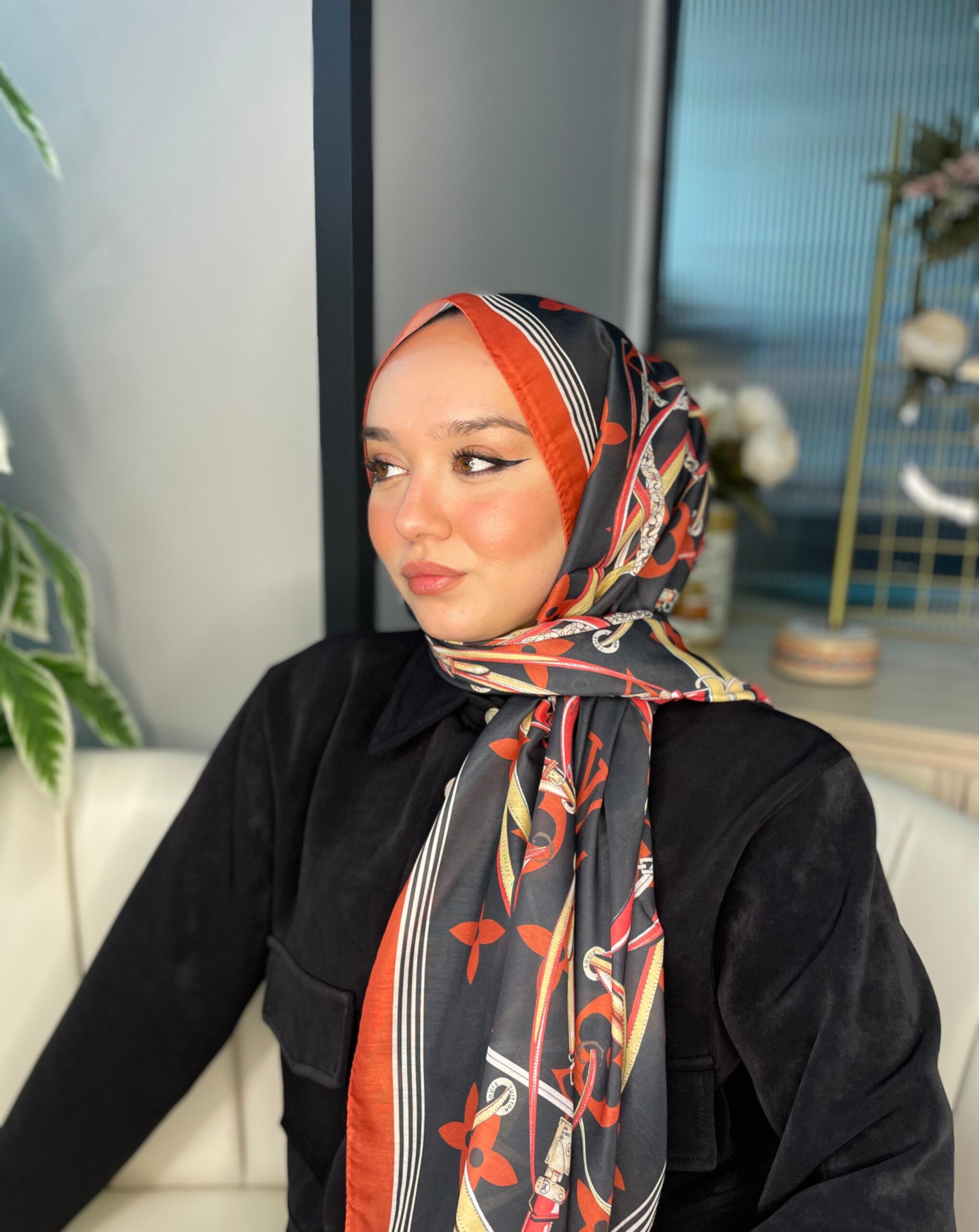 Lv Kemer Desen Pamuk Soft Şal 31230 - Siyah-Bordo - Görsel 5