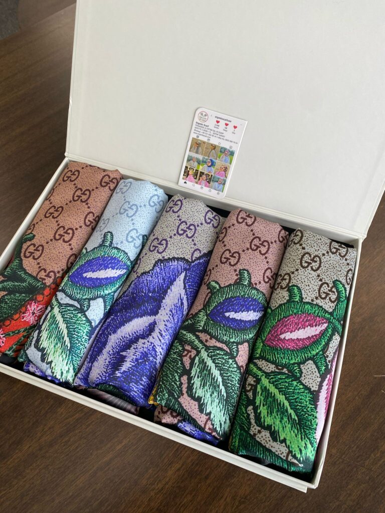 En Favori Çok Satan 5'Li G Desen Twill İpek Şal