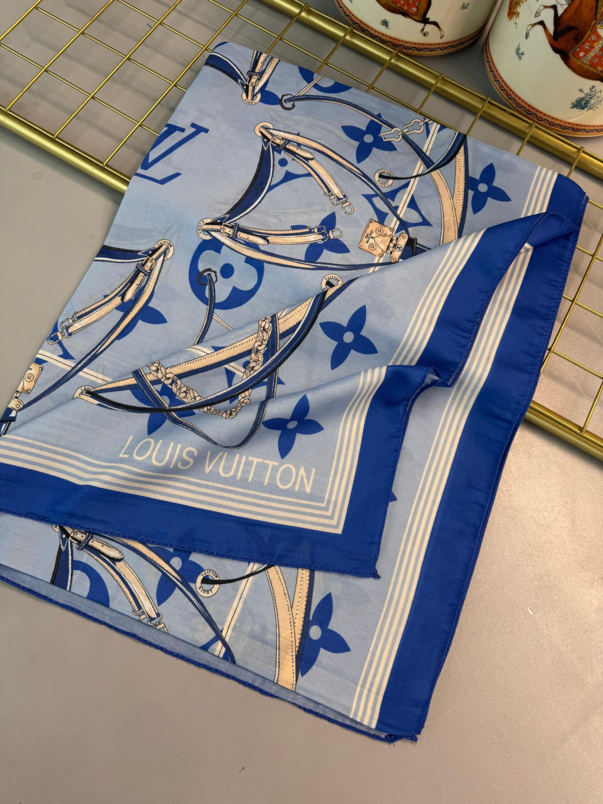 Lv Kemer Desen Pamuk Soft Şal 31230 - Mavi - Görsel 2