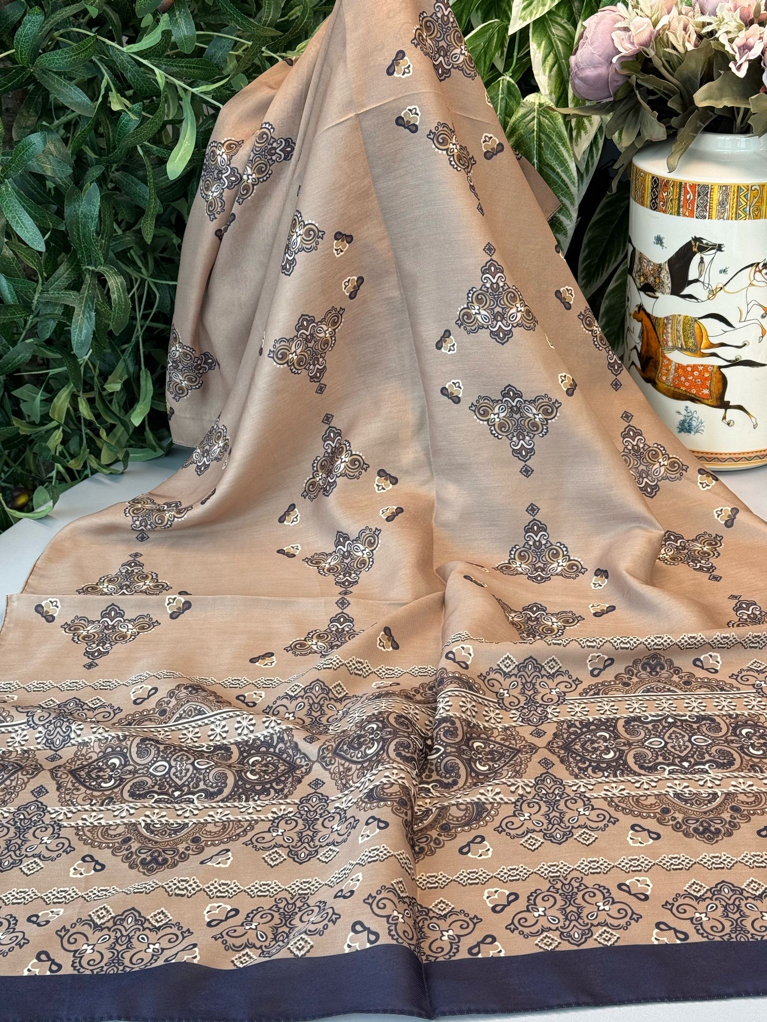 Kupa Desenli Pamuk İpek Şal - 797730 - Vizon-Lacivert