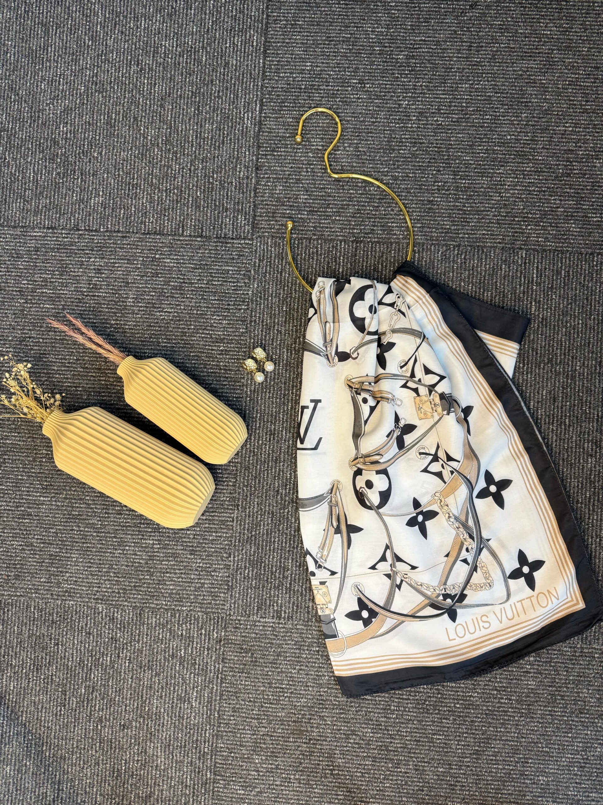 Lv Kemer Desen Pamuk Soft Şal 31230 - Beyaz - Görsel 3