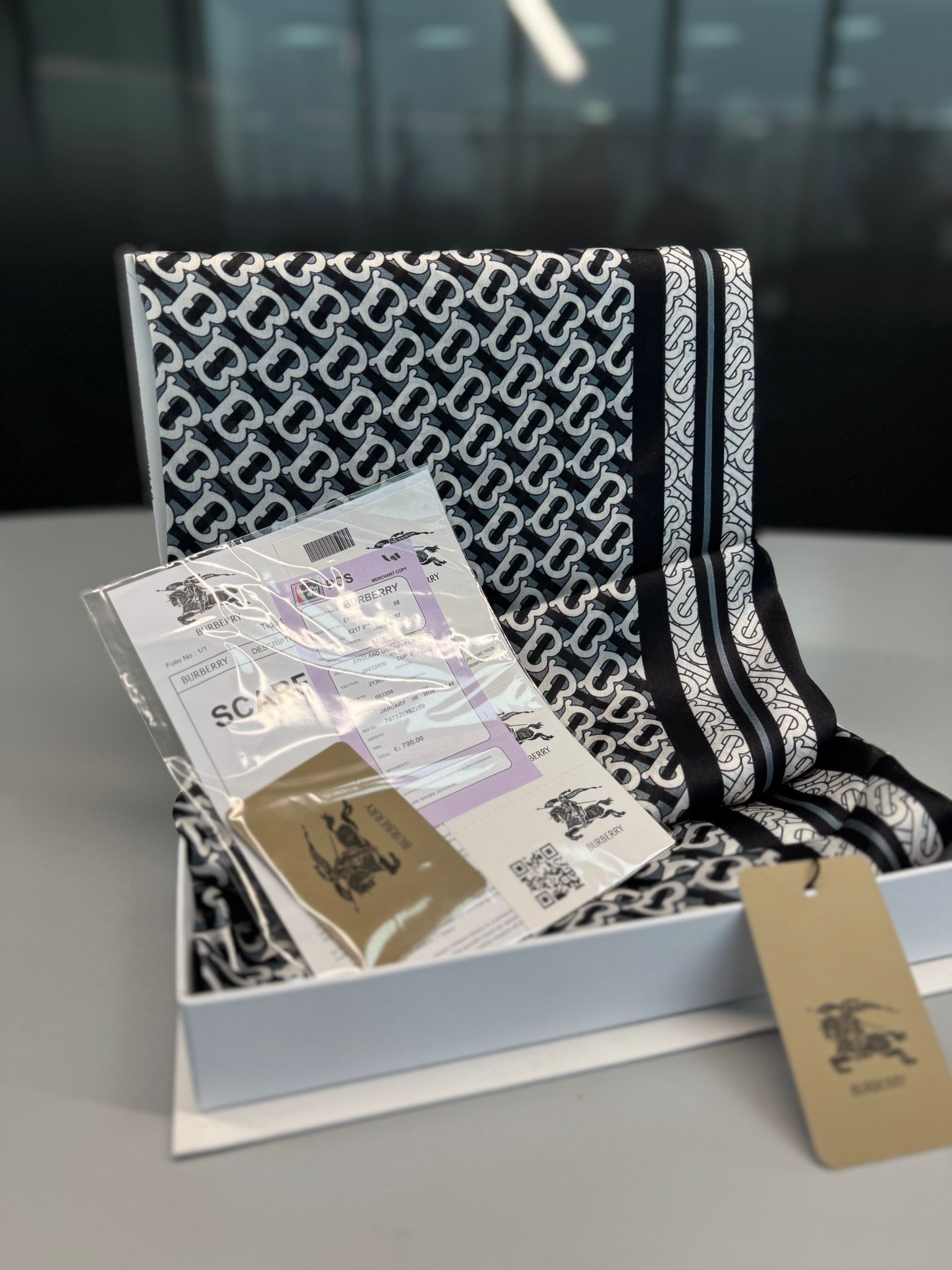 Burberry Çift Taraflı İthal Vual İpel Şal 78631 -  siyah-gri