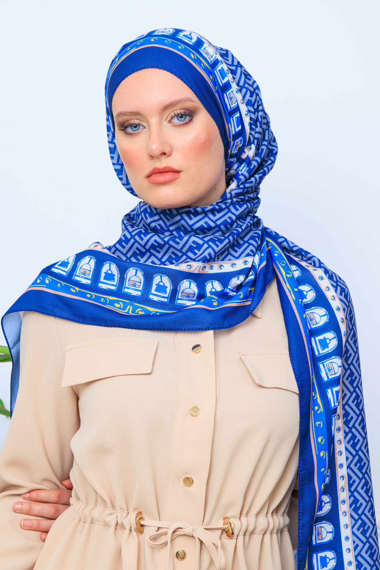 Fendi Monogram Pamuk Soft Şal 64302 - Lacivert - Görsel 4