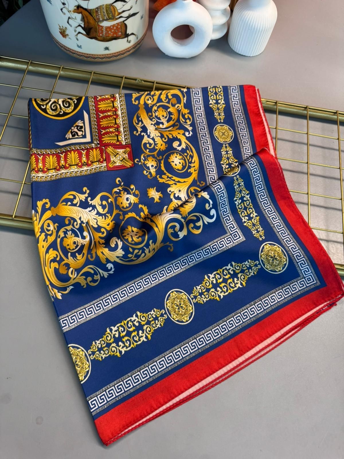 VERSACE VUAL İPEK ŞAL- 344456- KIRMIZI - Görsel 2